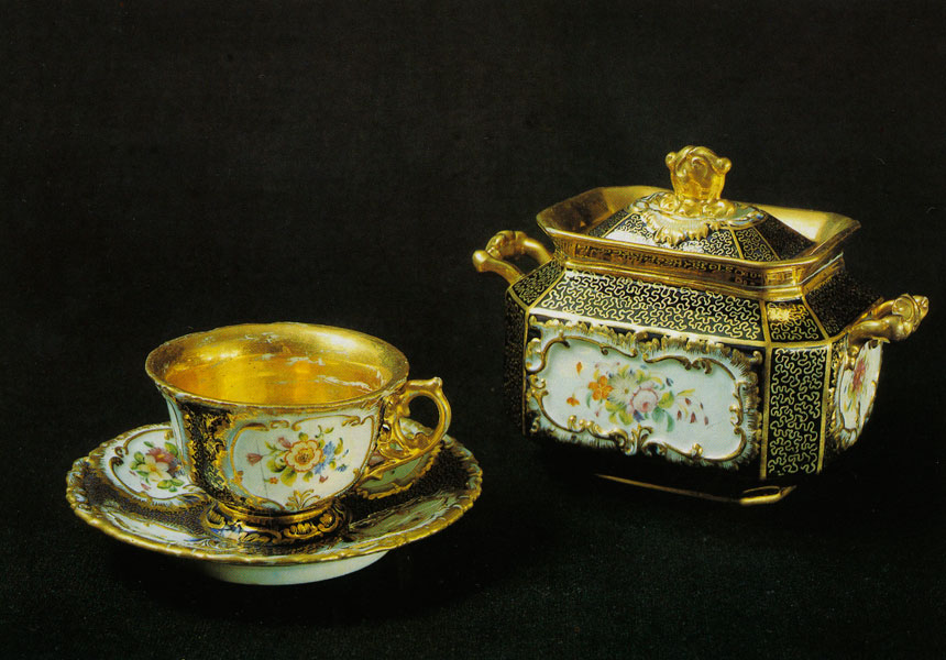 Sugar basin, cup and saucer. Mid-19th century.