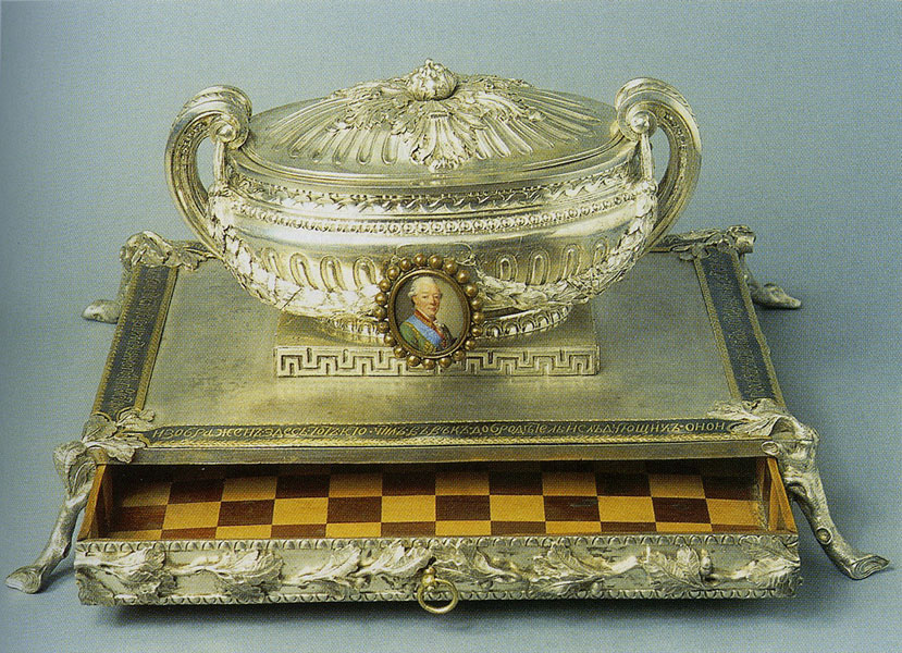 Inkstand. Dresden. Second half 18th century. 