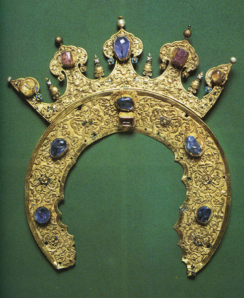 Crown. Mid-16th century. Detail of the mounting for the icon “The Old Testament Trinity”.